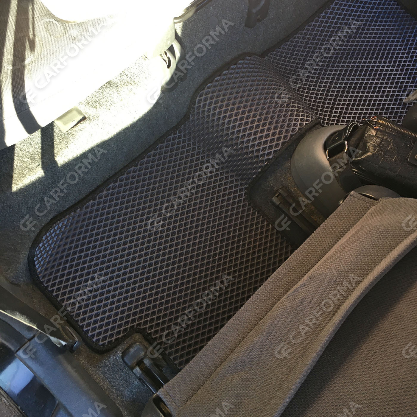 Коврики на Toyota Vitz I 1998&nbsp;-&nbsp;2005 в Уфе