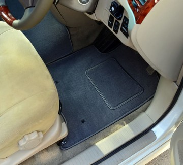 Коврики на Toyota Ipsum II 2001 - 2009 в Уфе