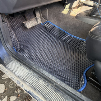 Коврики на Jeep Grand Cherokee (ZJ) 1992&nbsp;-&nbsp;1999 в Уфе