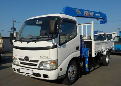 Ворсовые коврики на Hino 300 I узкая кабина 1999 - 2015 в Уфе