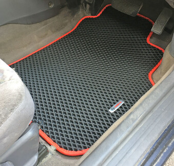 Ворсовые коврики на Nissan Sunny (B14) 1993 - 1999 в Уфе Ворсовые коврики на Nissan Sunny (B14) 1993 - 1999 в Уфе