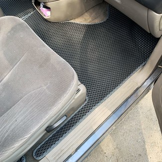 Коврики на Dodge Caravan (RG) 2000 - 2007 в Уфе