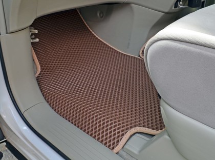 Ворсовые коврики на Toyota Estima III 2006 - 2019 в Уфе