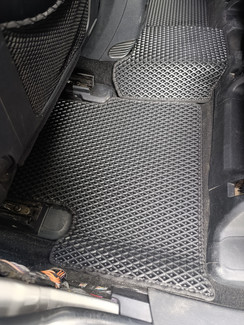 Коврики на Jeep Grand Cherokee (WK2) 2010 - 2022 в Уфе