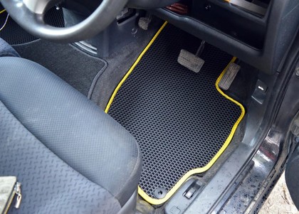 Ворсовые коврики на Honda Mobilio Spike 2002 - 2008 в Уфе